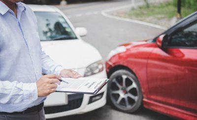 15 Dicas para economizar com o seguro do carro e pagar mais barato - capa