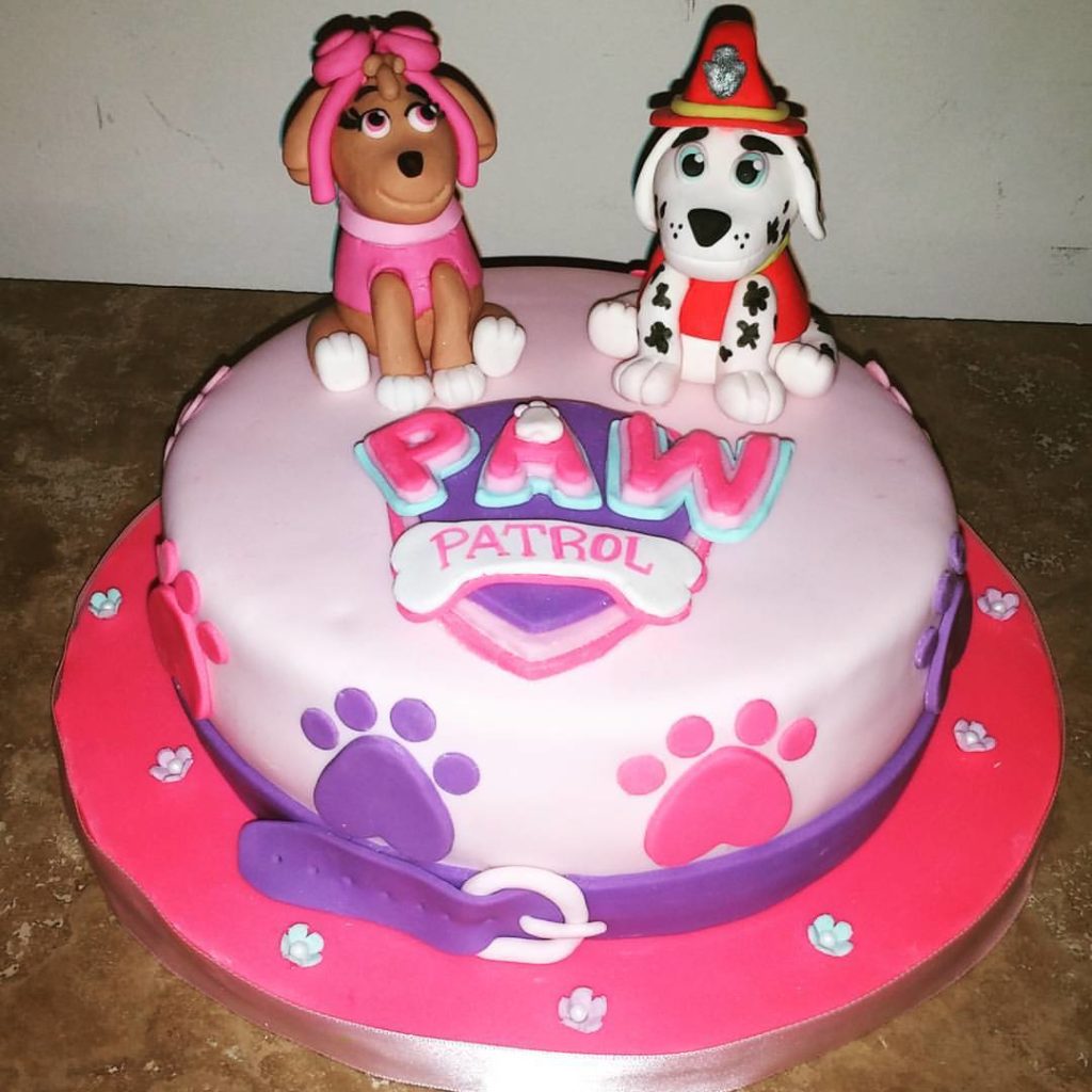 Confira diversas ideias de Bolo Patrulha Canina para comemorar seu aniversário ou festinha. São vários formatos e temas para aproveitar.