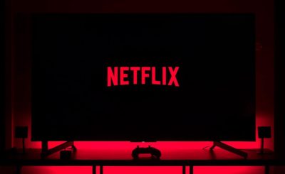 Netflix tem um menu secreto. Veja como desbloqueá-lo para melhores recomendações e aproveitar melhor o serviço de streaming de filmes.