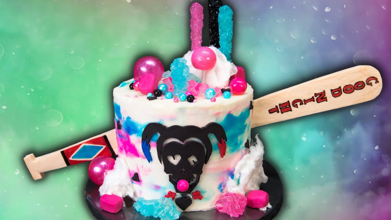 Bolo da Arlequina - diversas sugestões de tortas, bolos, cakes e cupcakes com o tema da namorada do Coringa da DC Comics para sua festa e aniversário.